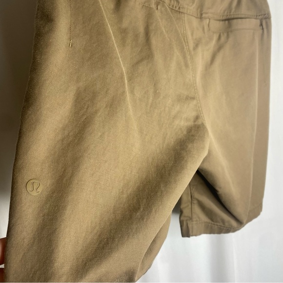Lululemon Commission Short *Qwick Chino 9" Size 30 Tan Brown - Picture 4 of 8